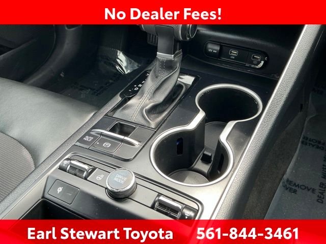 Used 2021 White Kia GT-Line image 42