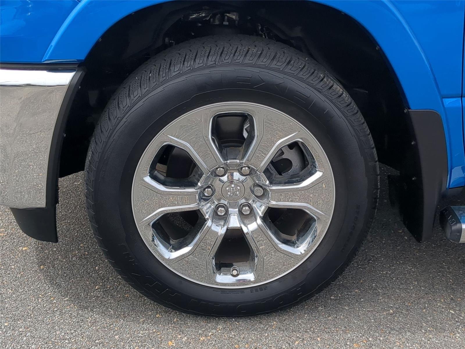 Used 2025 Hydro Blue Pearlcoat Ram Big Horn image 10