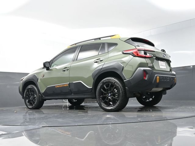 Used 2024 Green Subaru Wilderness image 40