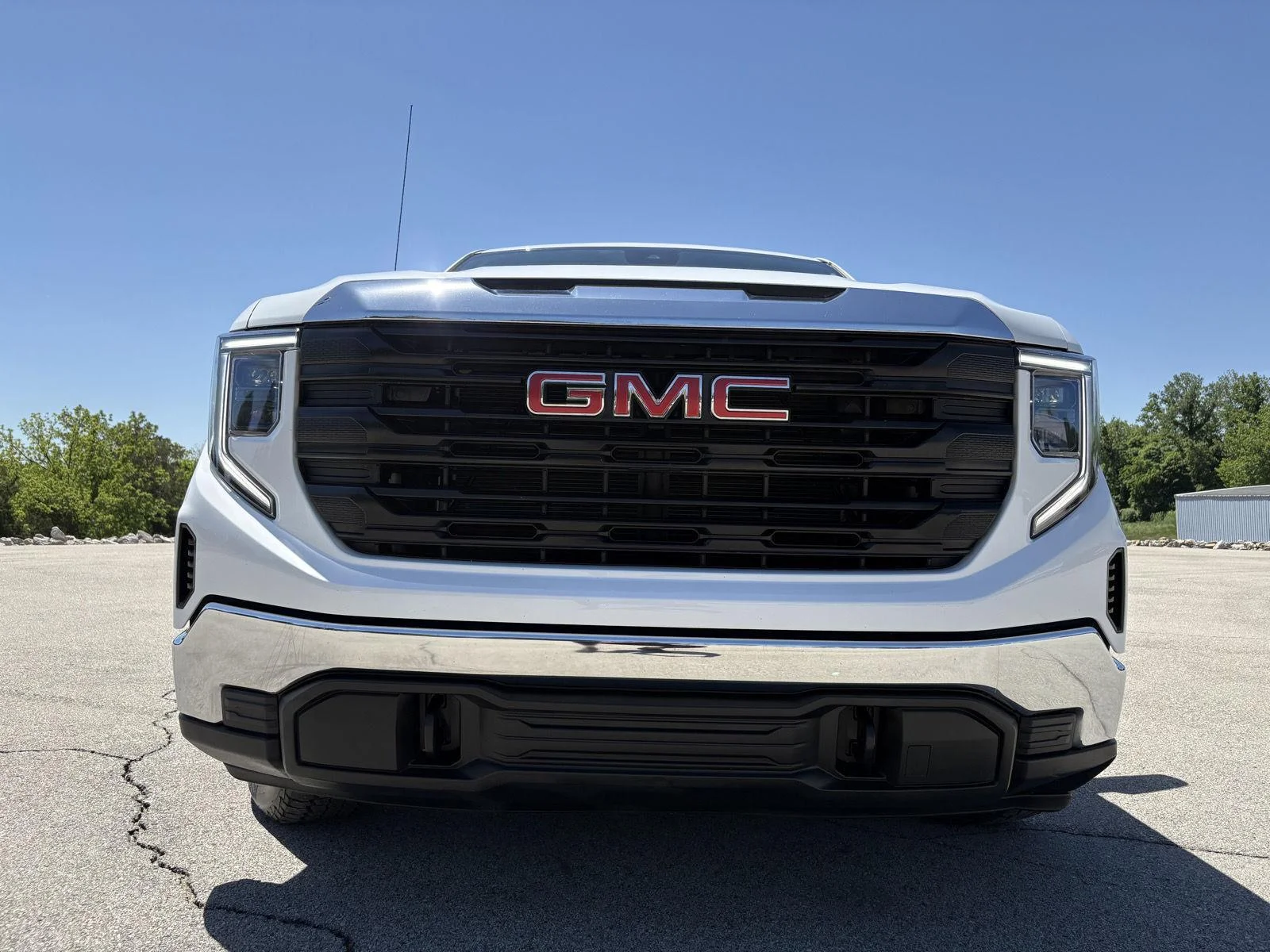 Used 2023 Summit White GMC Pro image 17