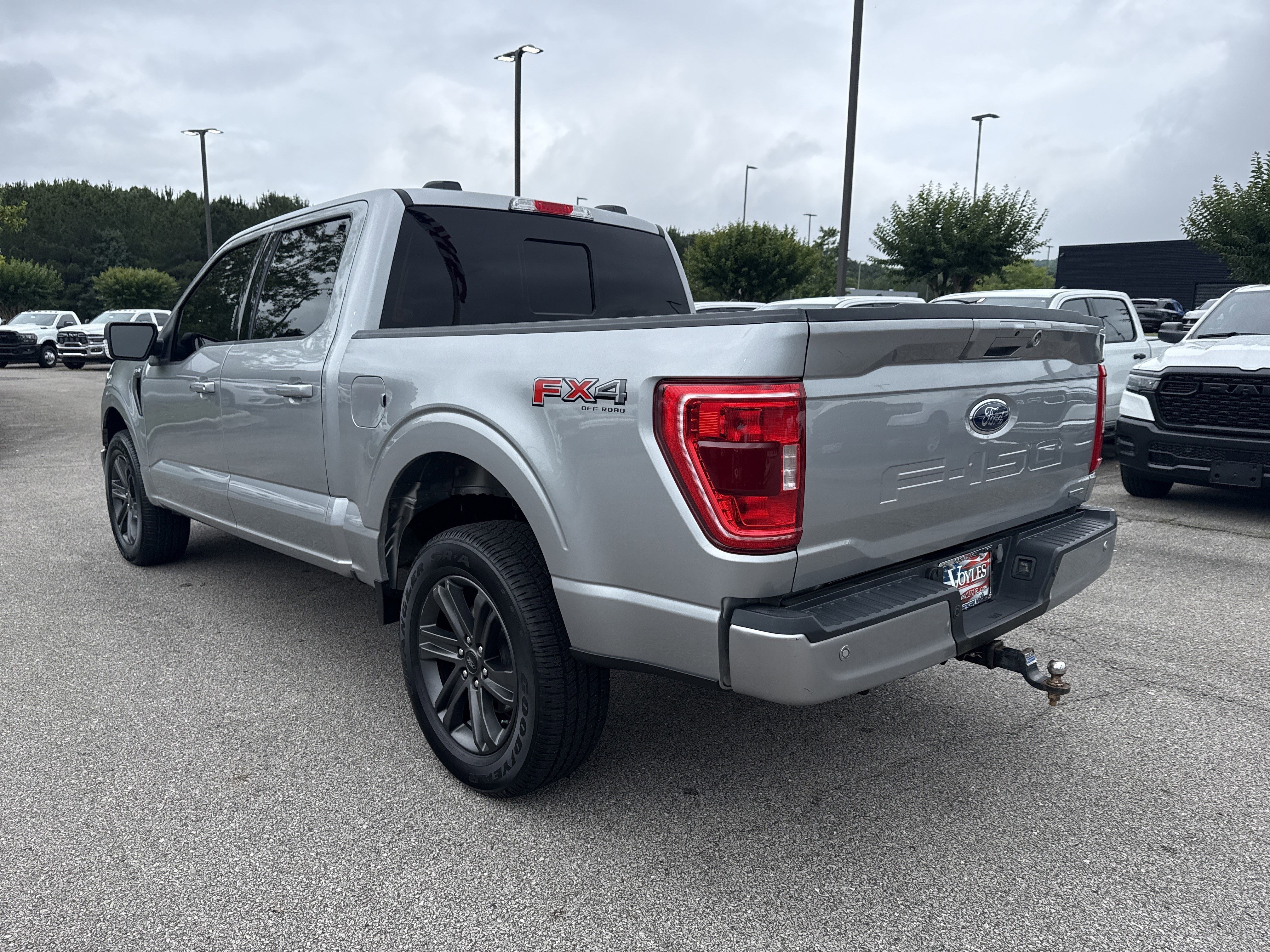 Used 2023 Silver Ford  image 5