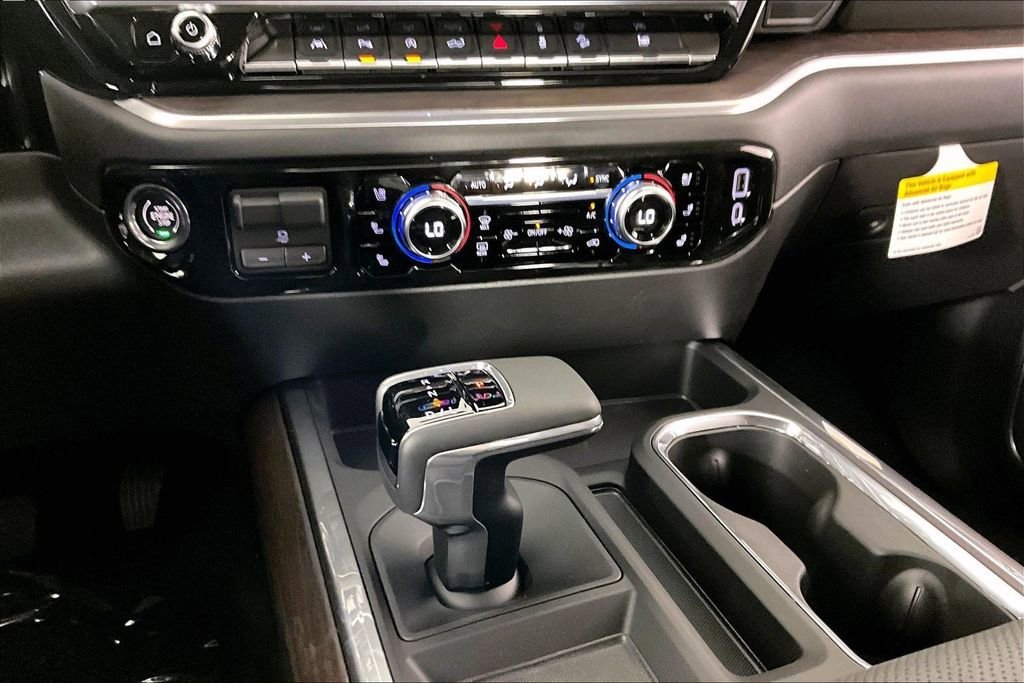 2026 GMC Sierra 1500 SLT - Photo 6