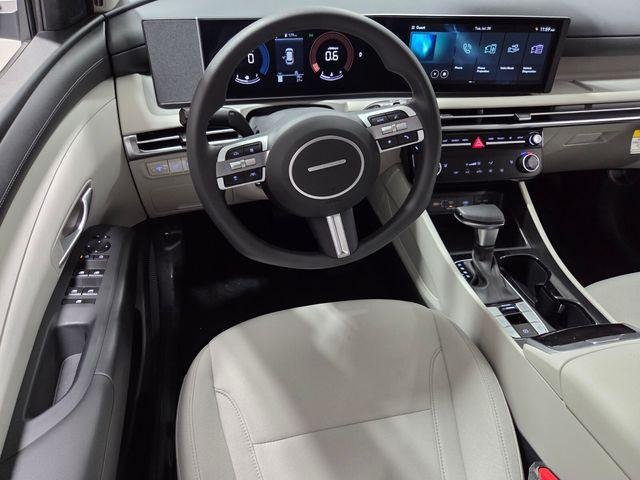 New 2026 White Hyundai SEL FWD image 6