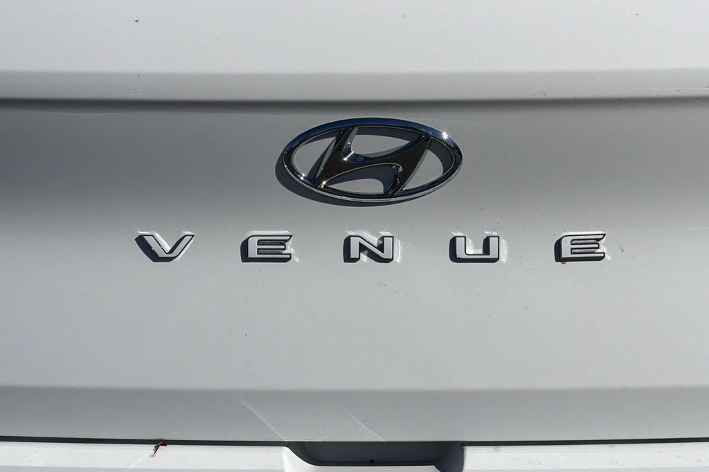 New 2026 White Hyundai SEL w/Two-Tone Roof image 21