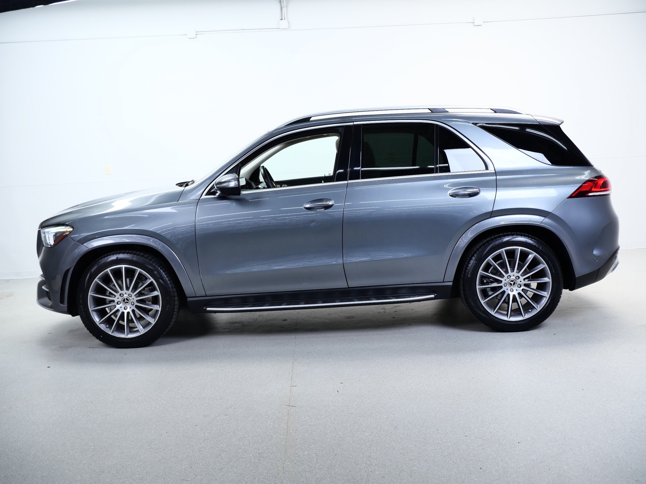 Certified Used 2023 Selenite Grey Metallic Mercedes-Benz GLE 350 image 10