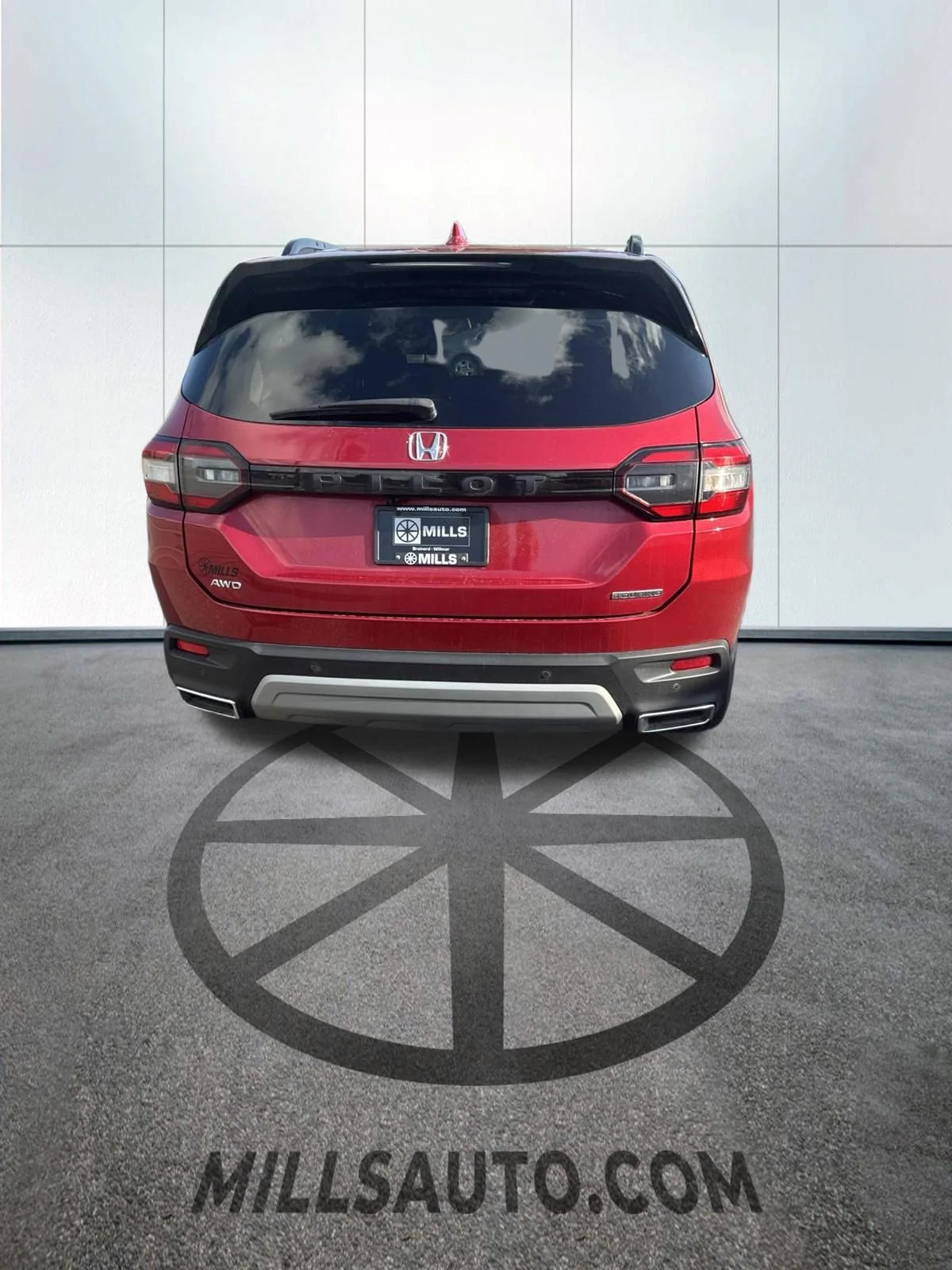 Used 2025  Honda Touring image 5