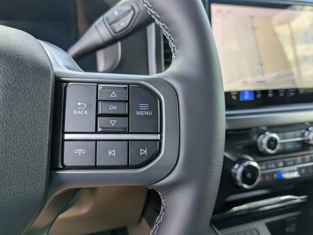 New 2026 Oxford White Ford Lariat image 25