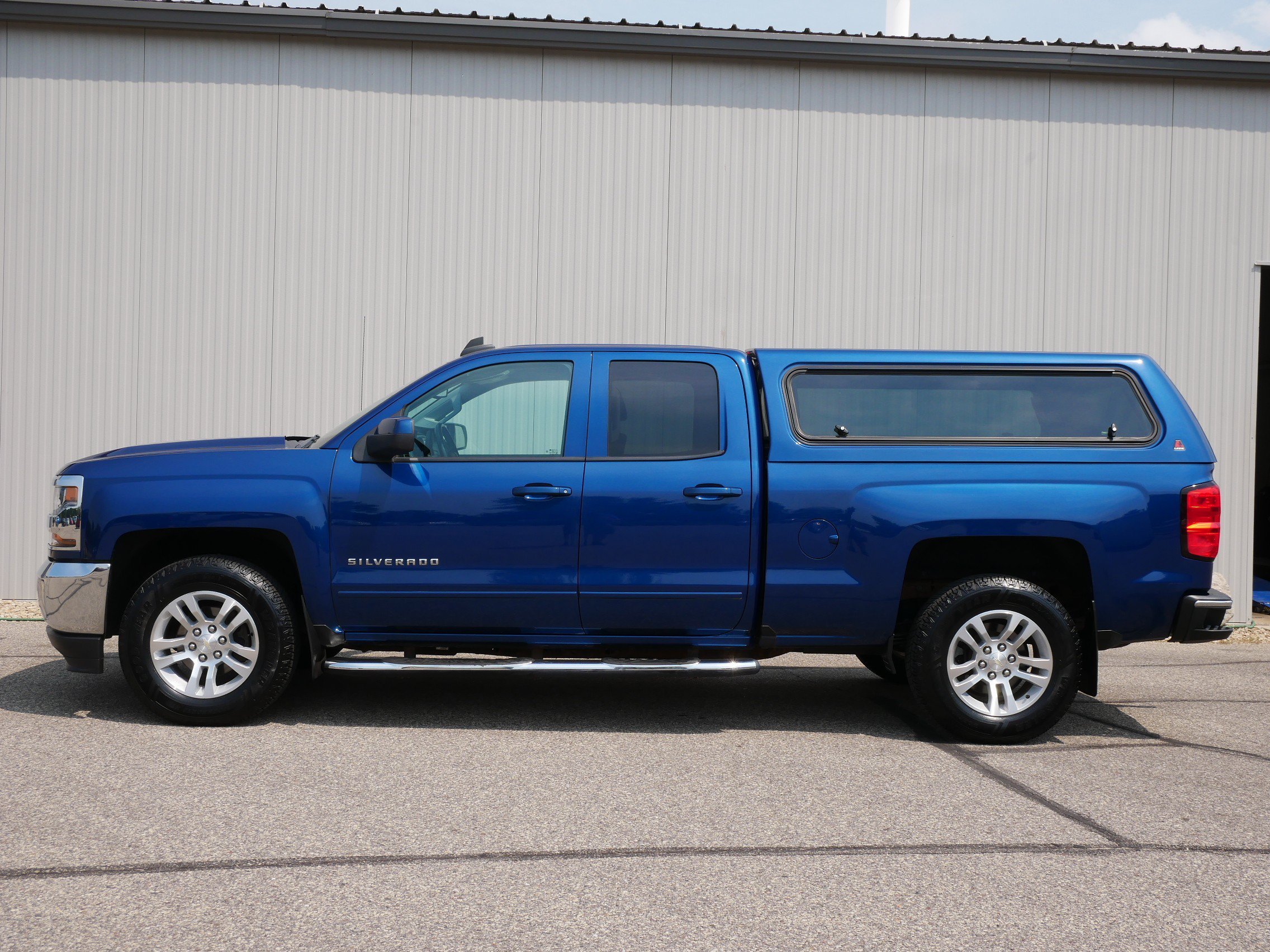 Used 2019 Chevrolet Silverado 1500 LD LT with VIN 2GCVKPEC8K1210669 for sale in Hastings, Minnesota