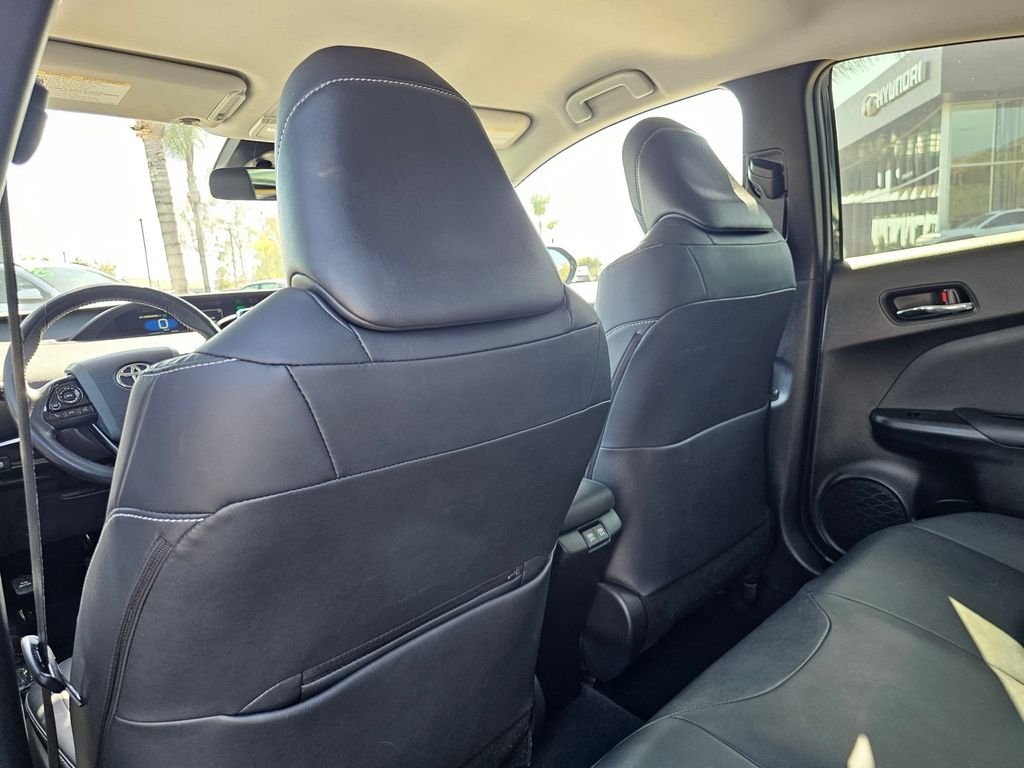 Used 2022 Black Toyota XLE image 20