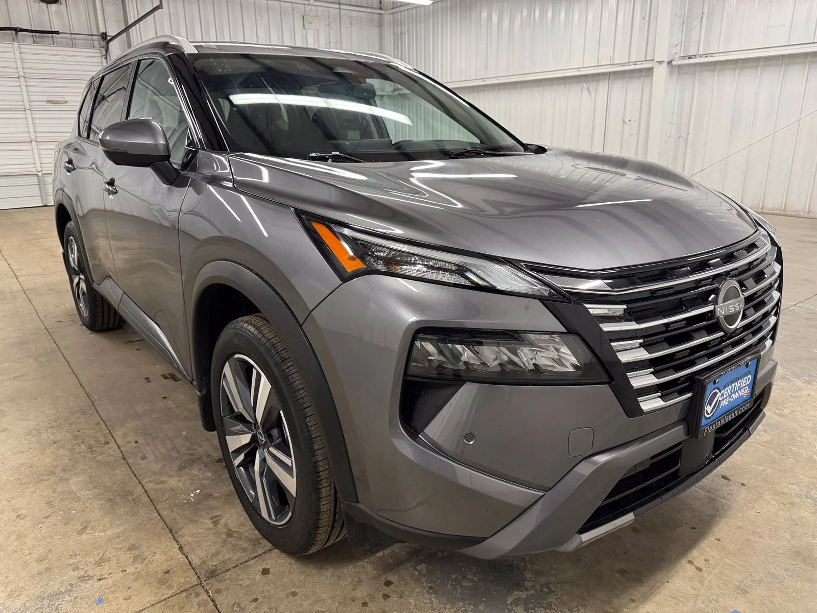 Used 2025 Gray Nissan SL image 1