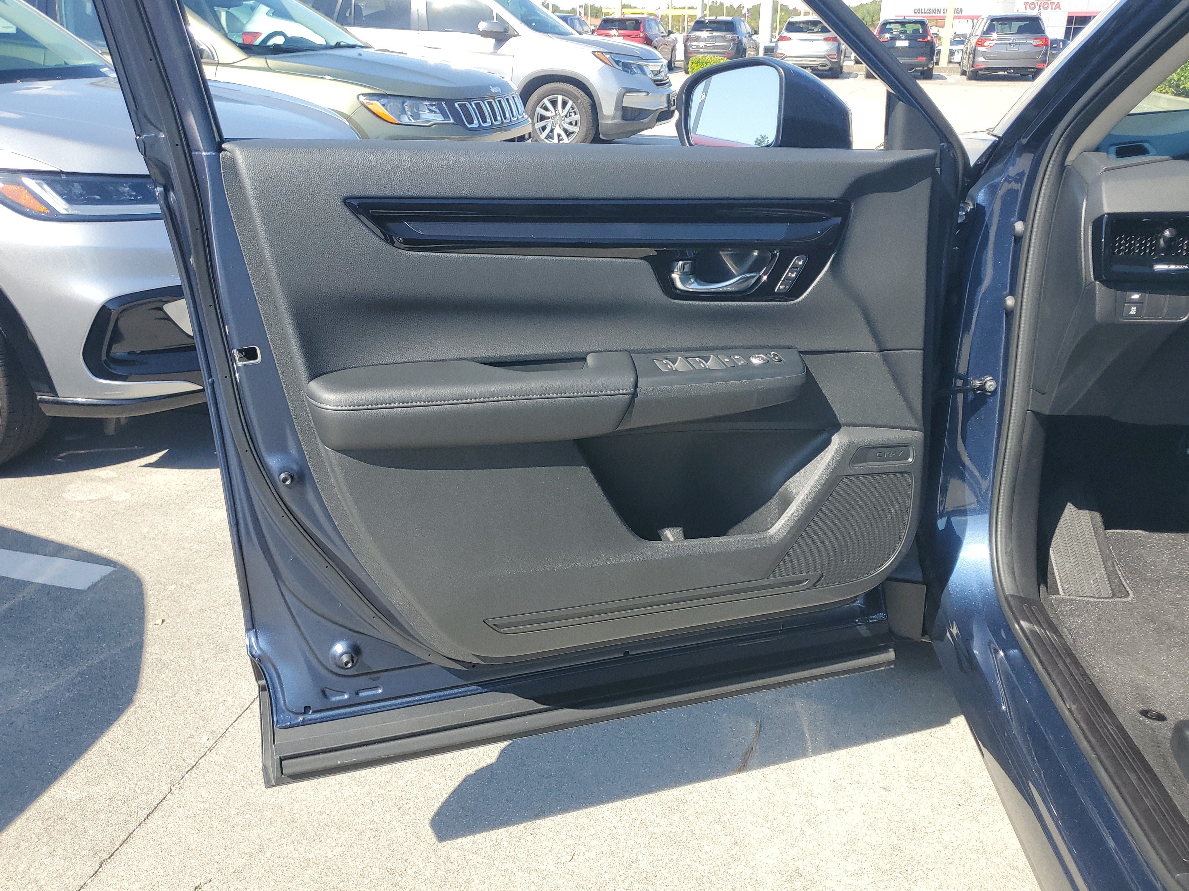 Used 2025 Blue Honda EX-L image 21