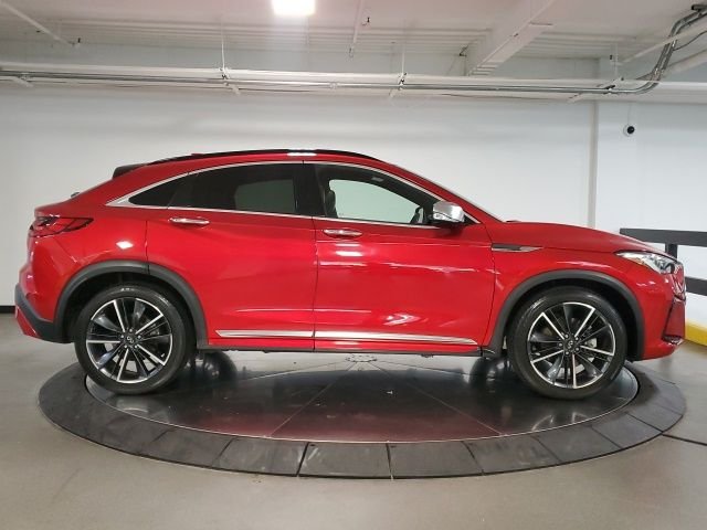 Used 2023 Red INFINITI SENSORY image 10