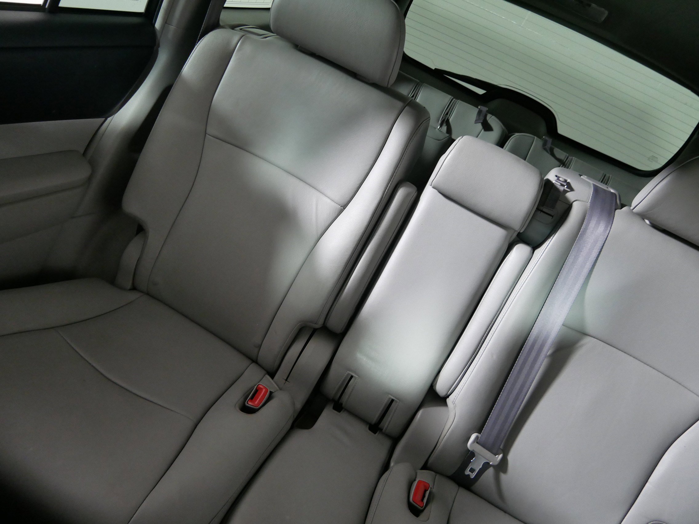 Used 2012 Blizzard Pearl Toyota SE image 12