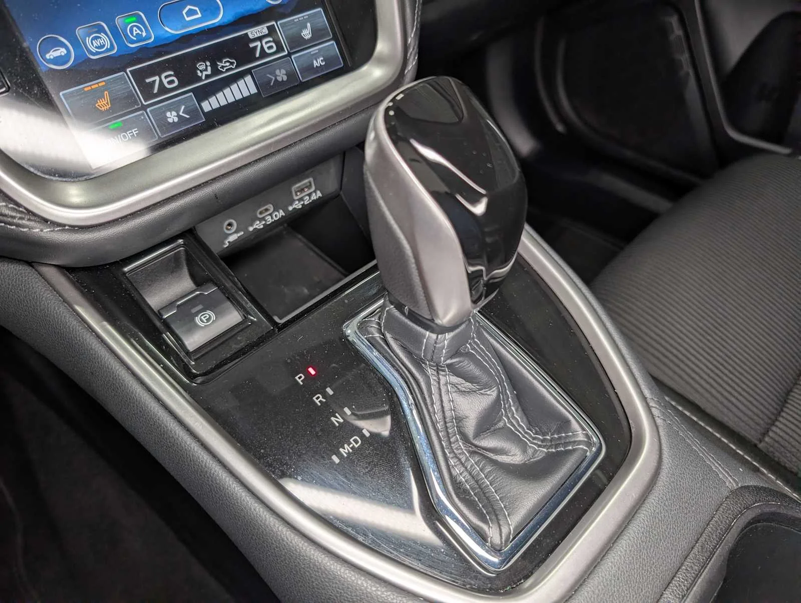 Used 2024 Magnetite Gray Metallic Subaru Premium image 28
