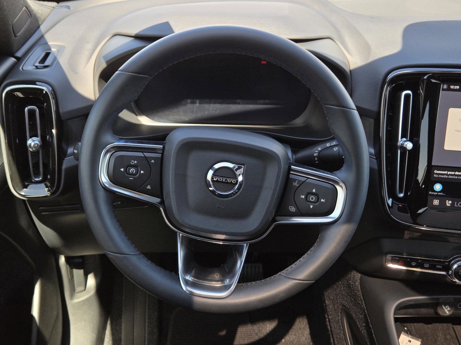 Used 2023 Thunder Gray Metallic Volvo Plus image 37