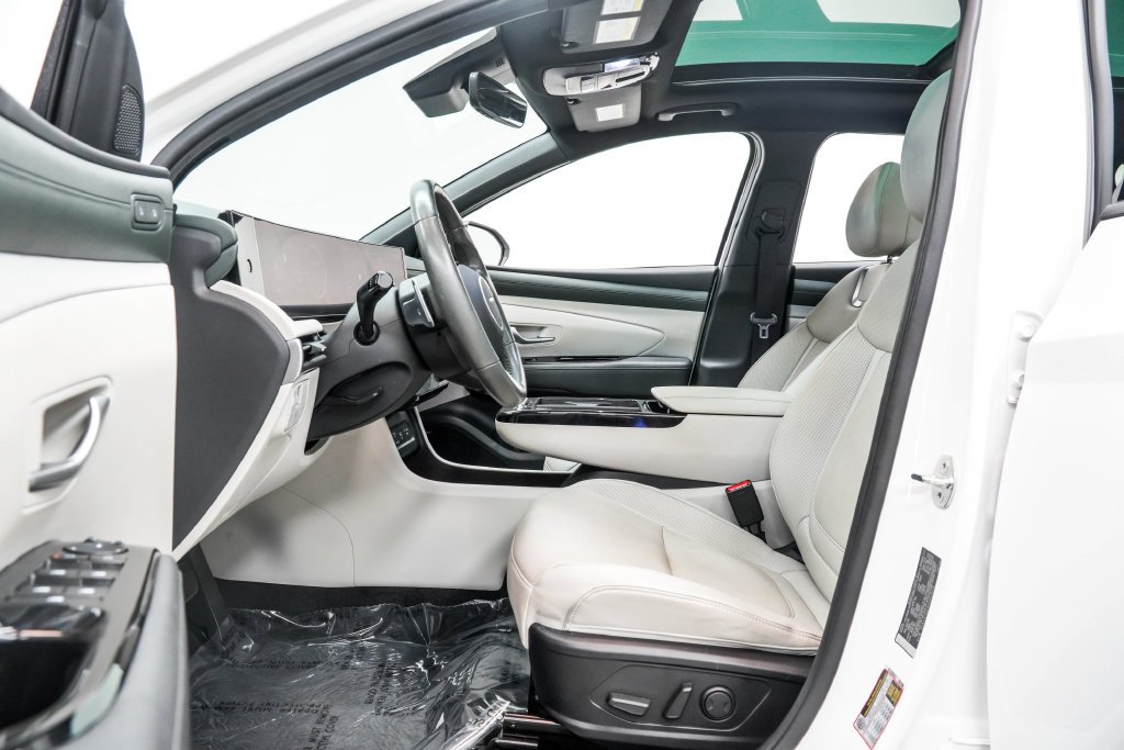 Used 2025 White Hyundai Limited image 17
