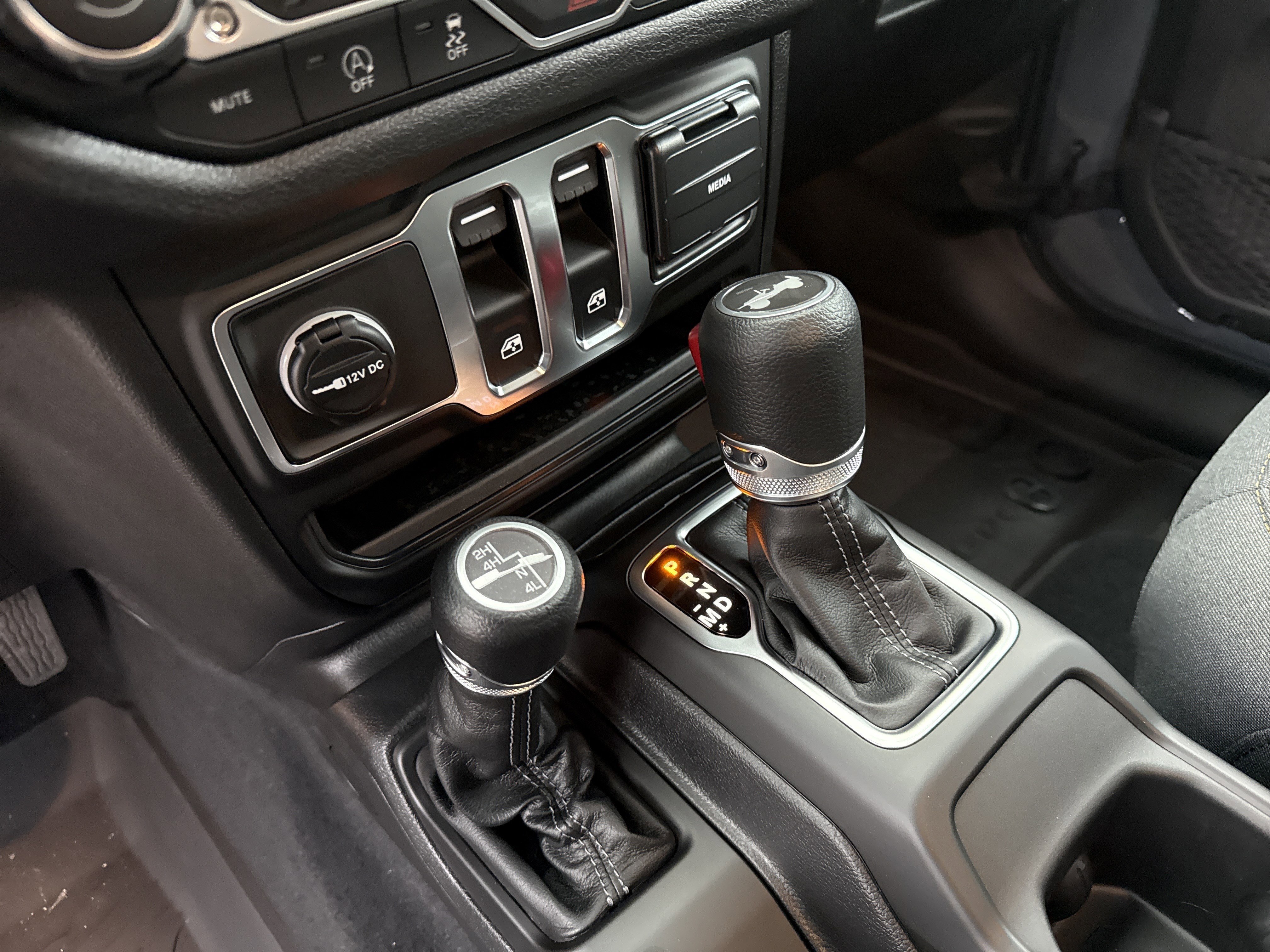 New 2026 Anvil Clearcoat Jeep Sport image 28