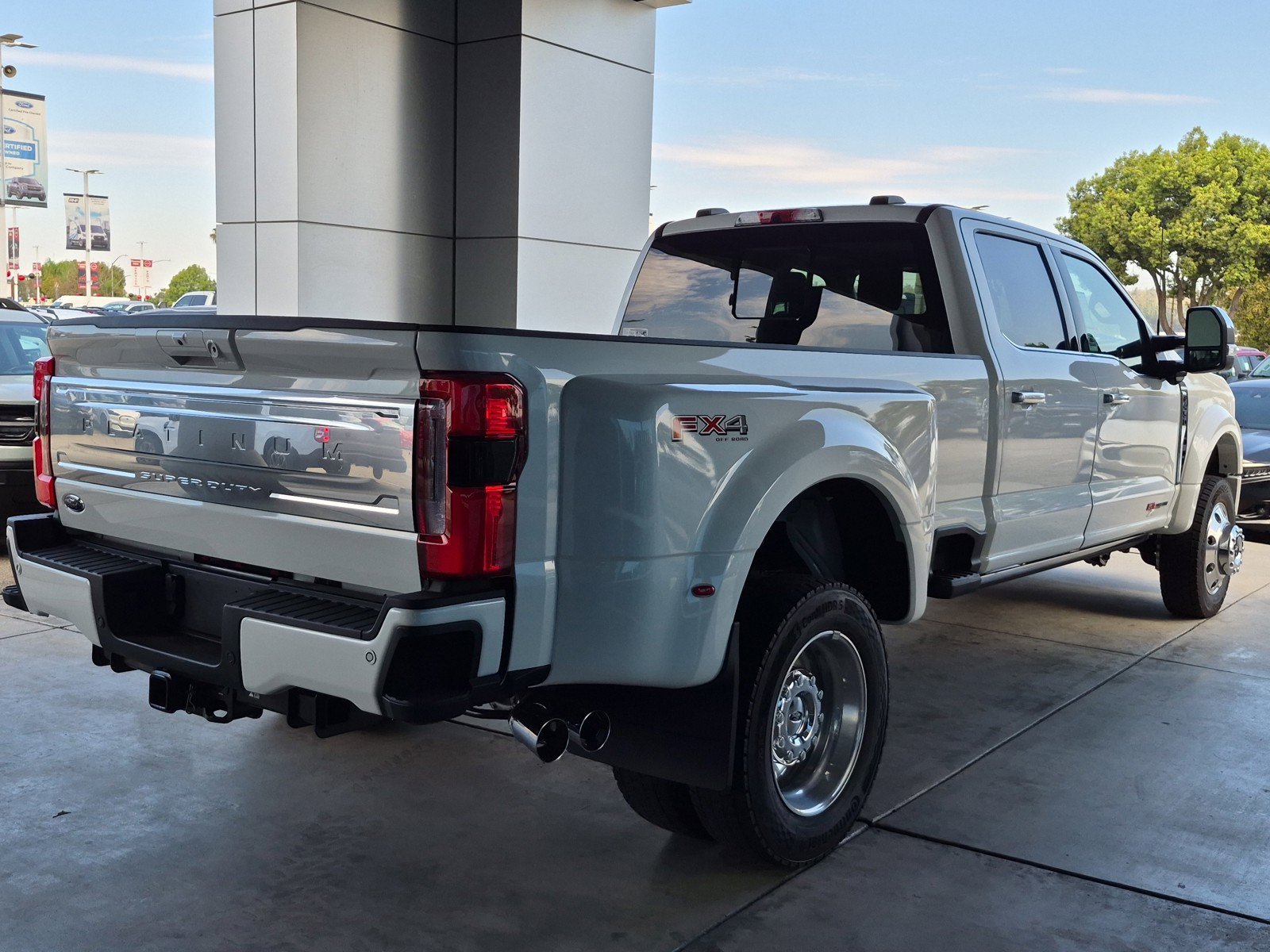 New 2026 Star White Metallic Tri-Coat Ford F-450® Platinum® image 6
