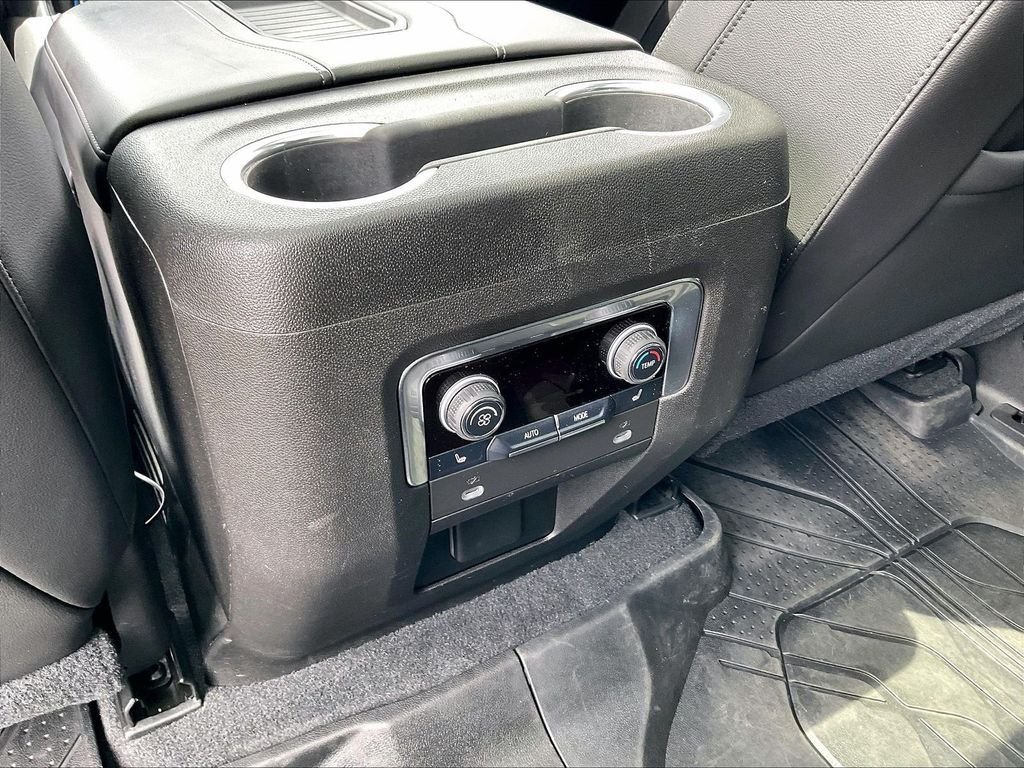 Used 2021 Black Chevrolet LT image 28