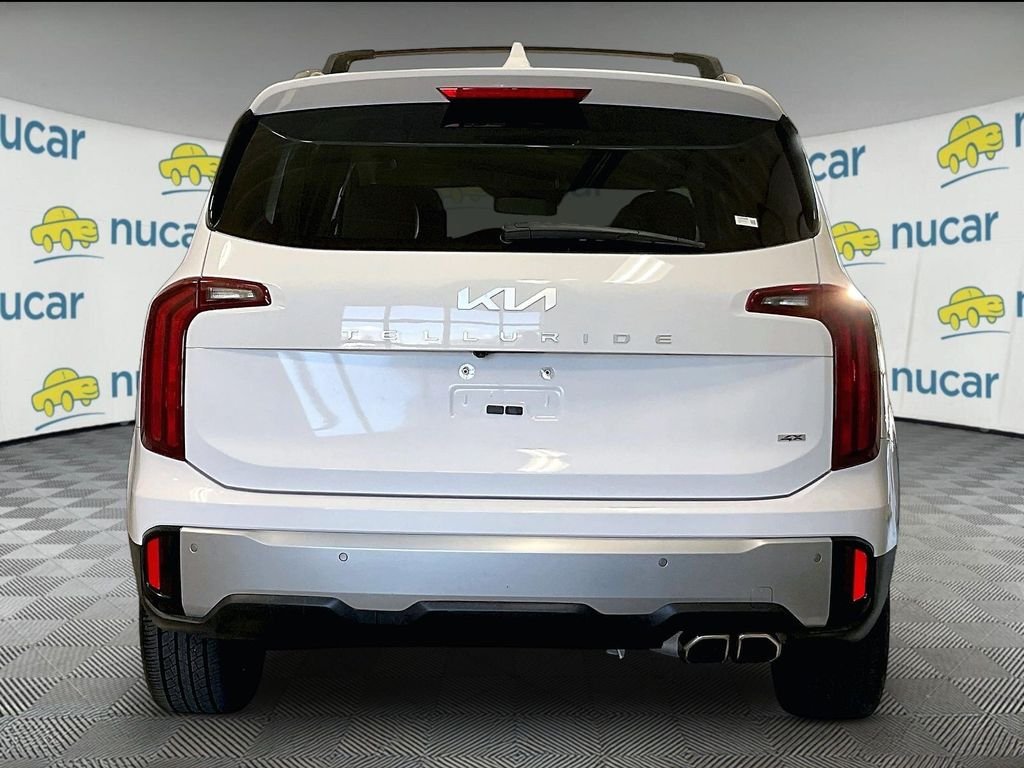 Used 2023 White Kia S image 5