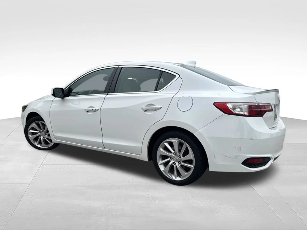 Used 2016 White Acura 2.4L image 3
