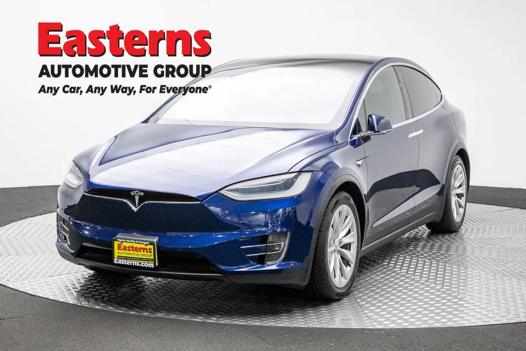 Used 2017 Blue Tesla P100D image 1