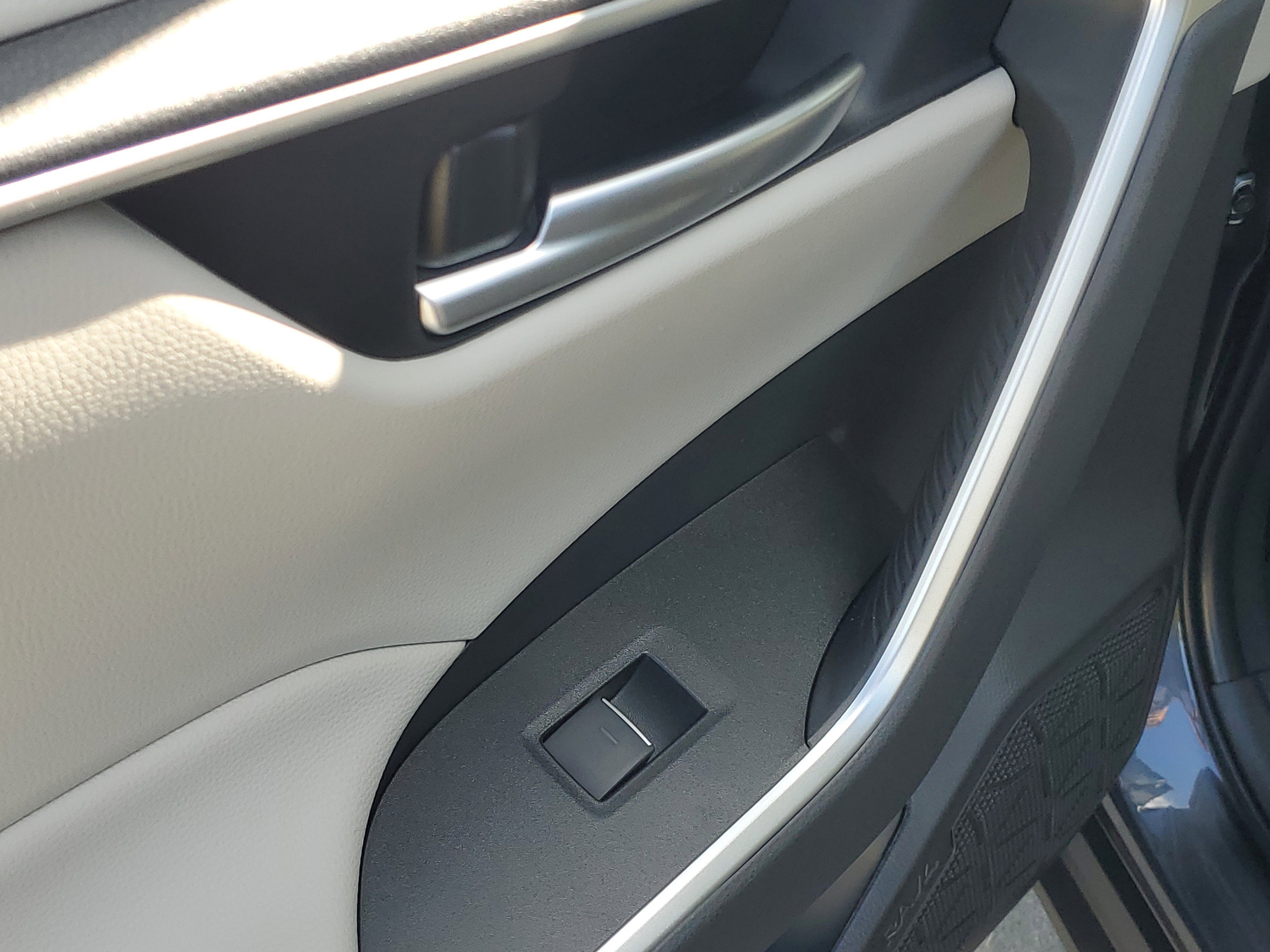 Used 2025 Magnetic Gray Metallic Toyota XLE Premium image 13