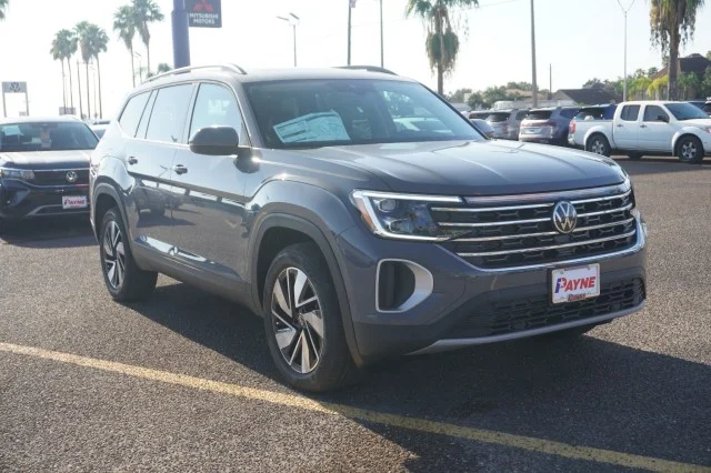 New 2026 Pure Gray Volkswagen 2.0T SE w/Technology image 3