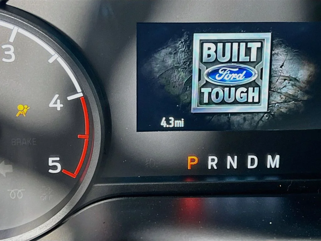 New 2026 Carbonized Gray Metallic Ford XLT image 2