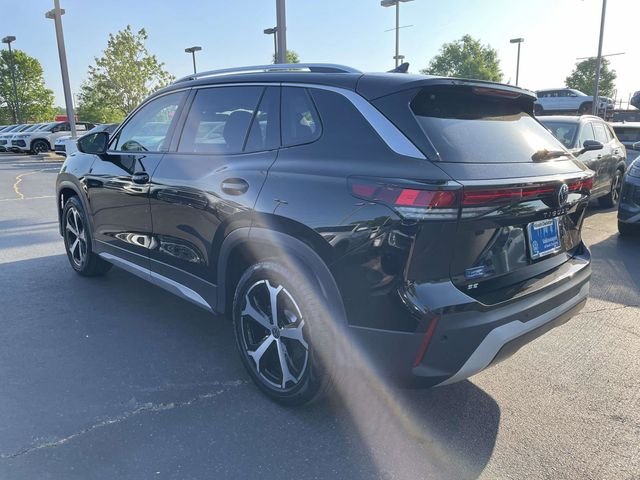 New 2026 Black Volkswagen 2.0T SE image 4