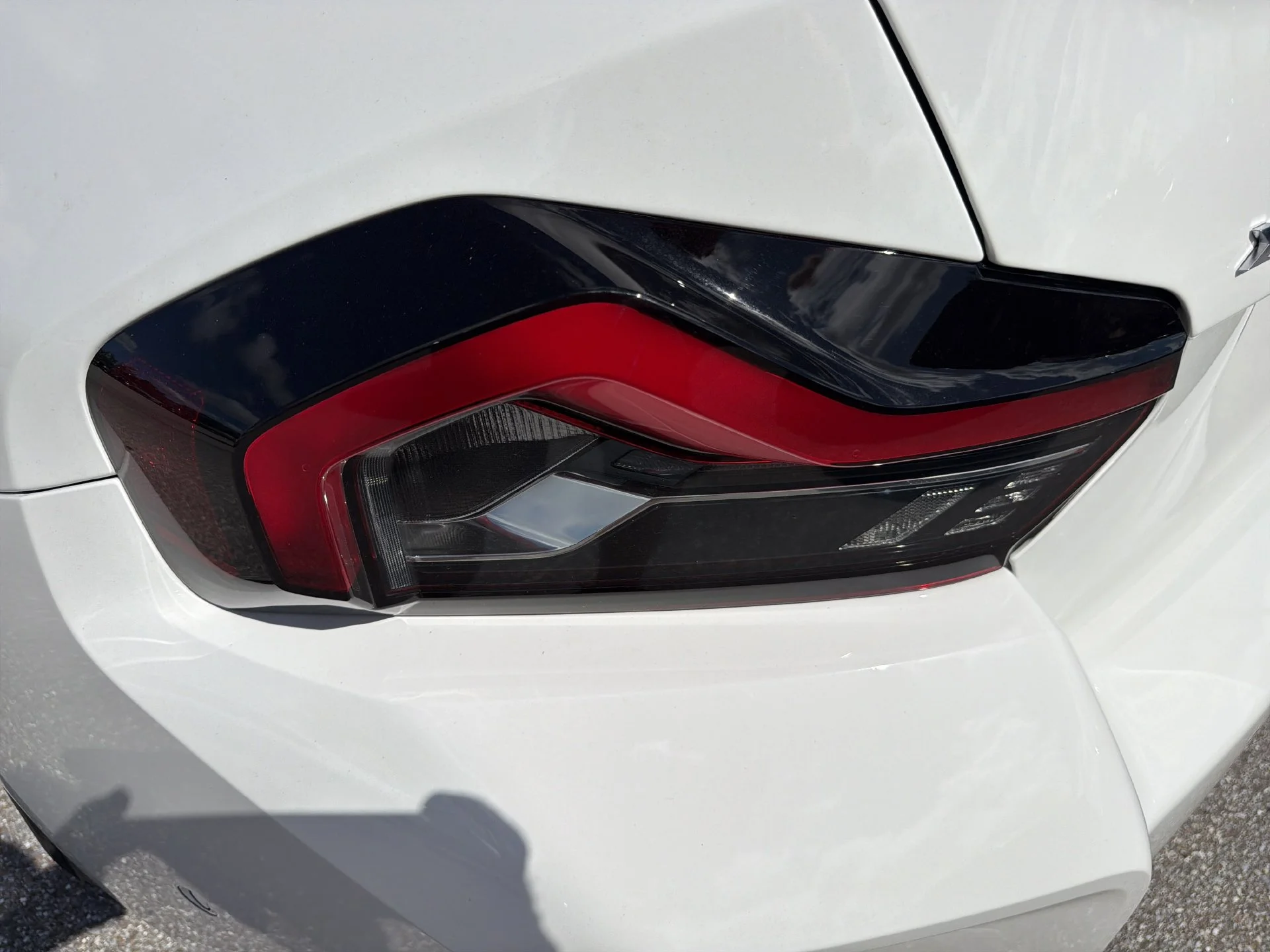 New 2027 Alpine White BMW  image 11