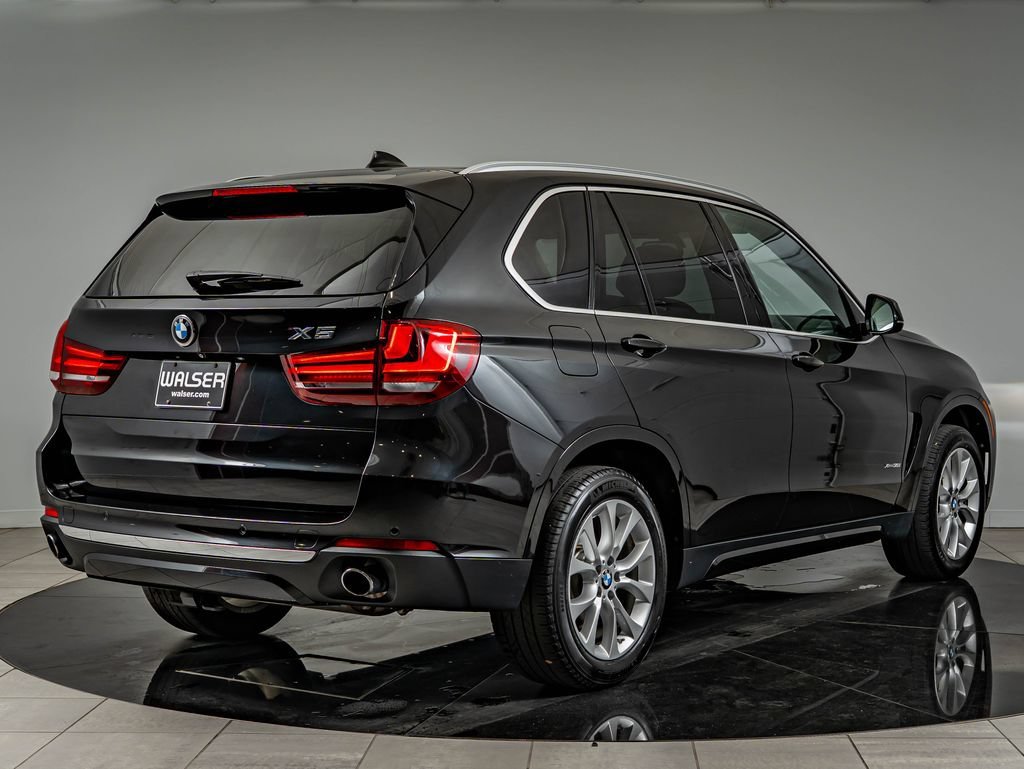 Used 2015 Black Sapphire Metallic BMW xDrive35i image 5