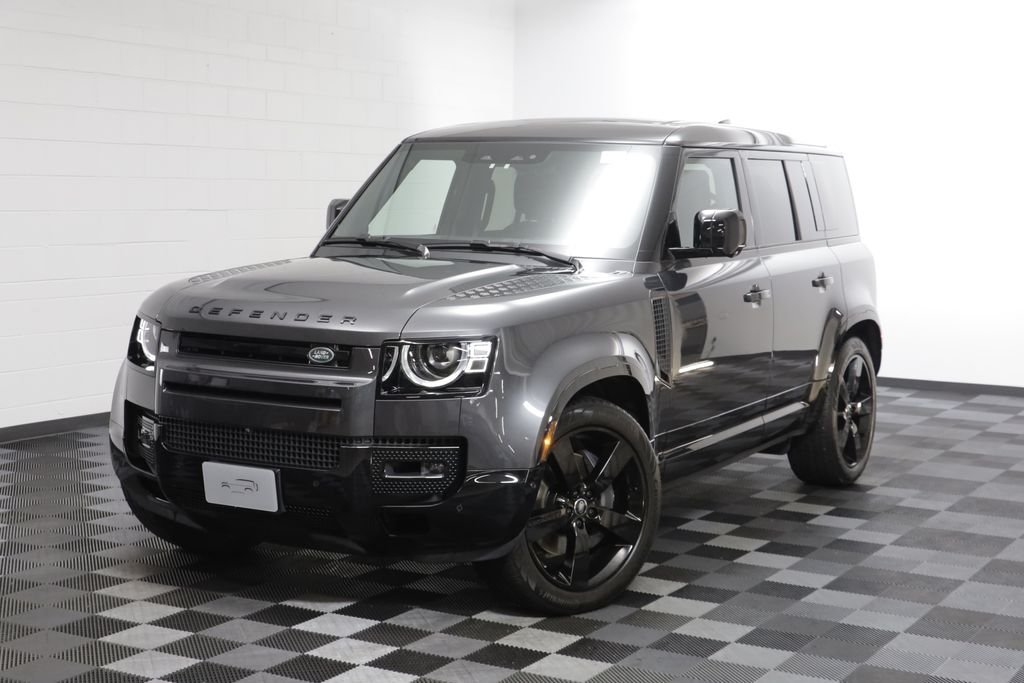 2025 Land Rover Defender 110 X-Dynamic SE P500's photo