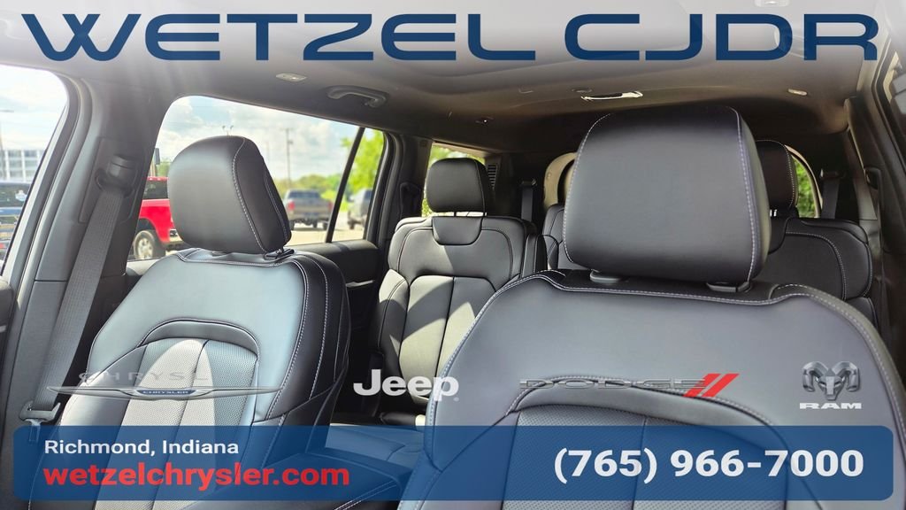 New 2027 Steel Blue Paint Jeep Limited image 16