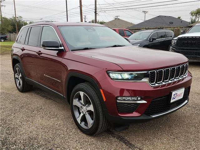 Used 2023 Red Jeep Limited 4x4 image 6