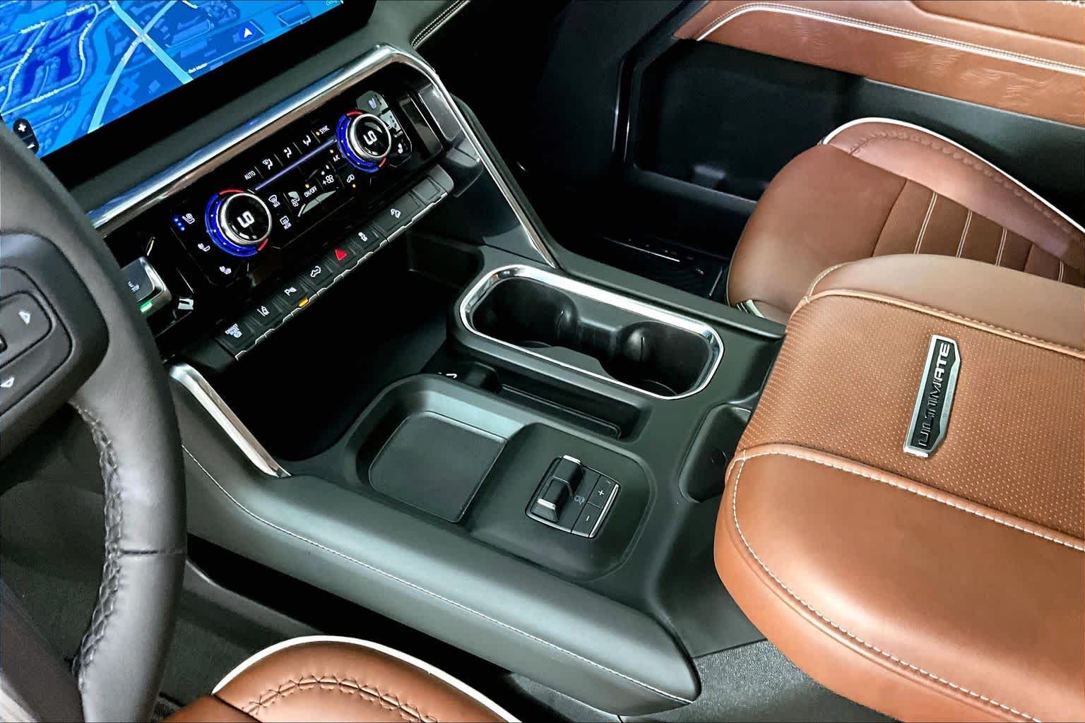 2025 GMC Sierra 2500HD Denali Ultimate - Photo 16