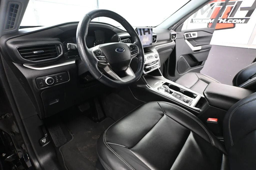 Used 2022 Black Ford XLT image 22