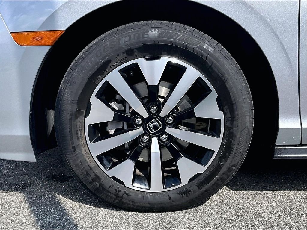 Used 2026 Silver Honda EX-L image 7