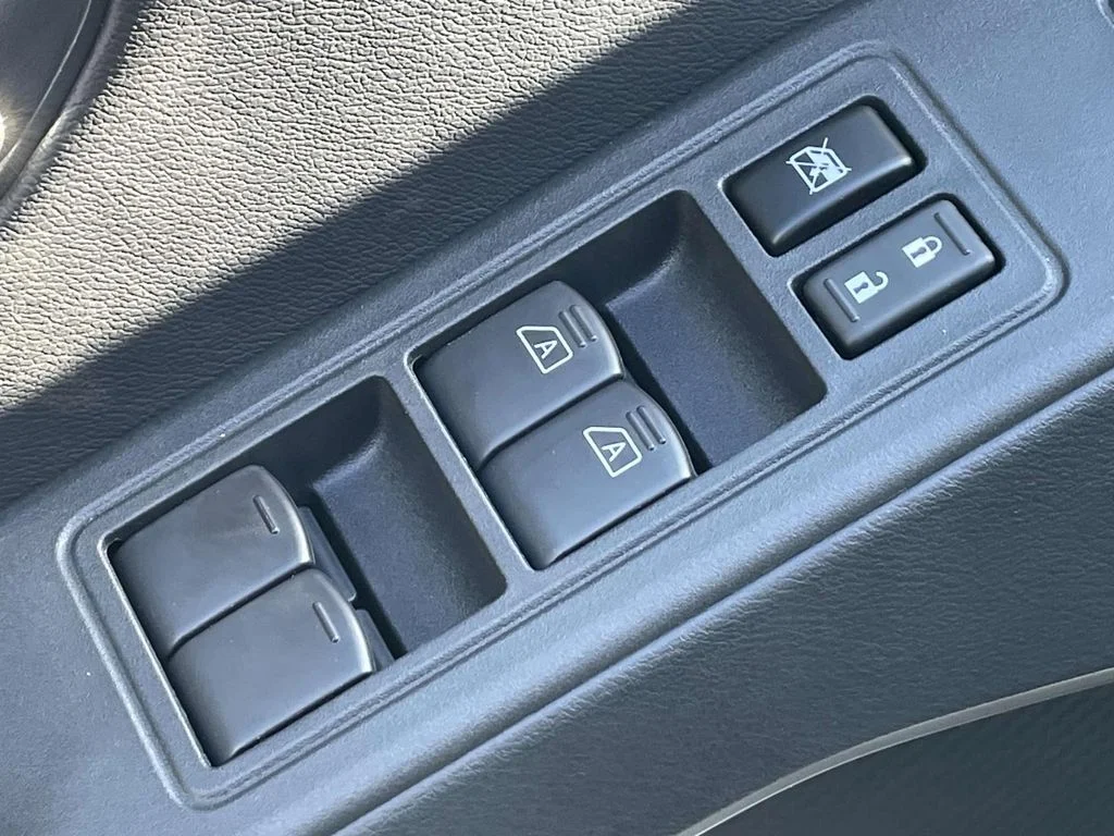2026 Nissan Frontier SV - Photo 15