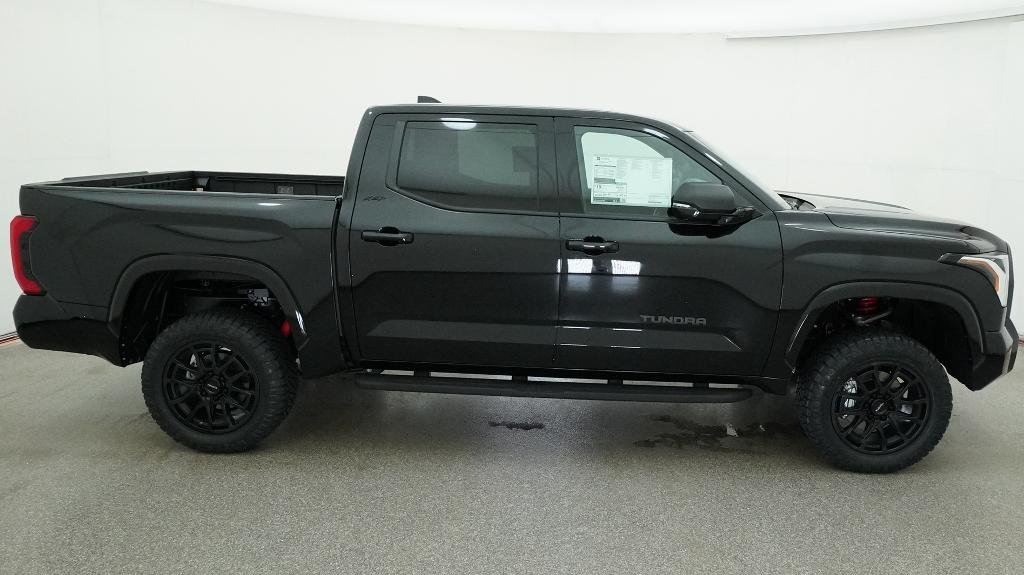 New 2026 Midnight Black Metallic Toyota SR5 image 14