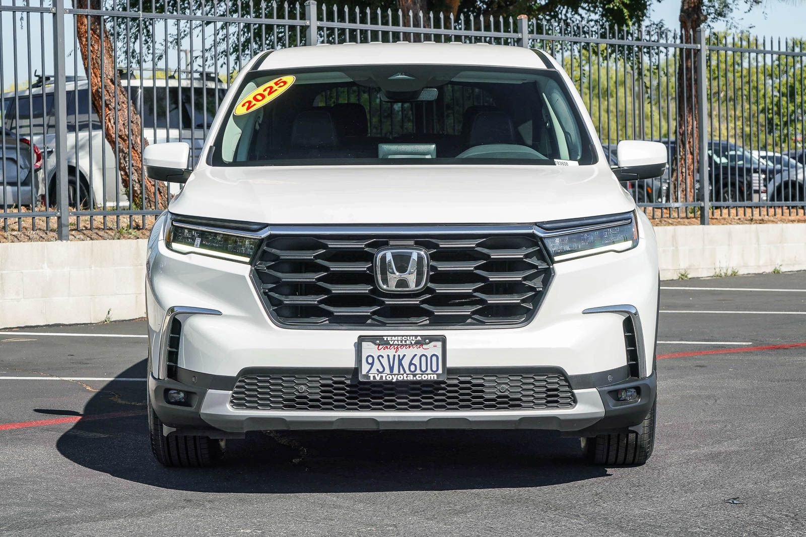 Used 2025 Platinum White Pearl Honda EX-L image 2