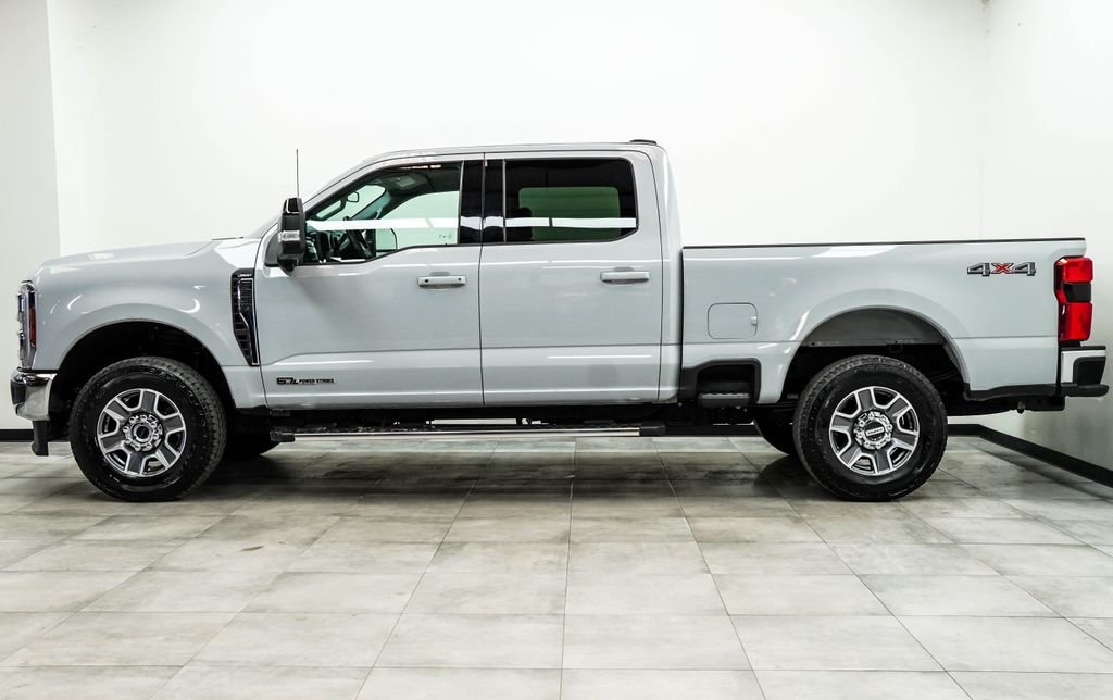 Used 2026 White Ford Lariat image 8