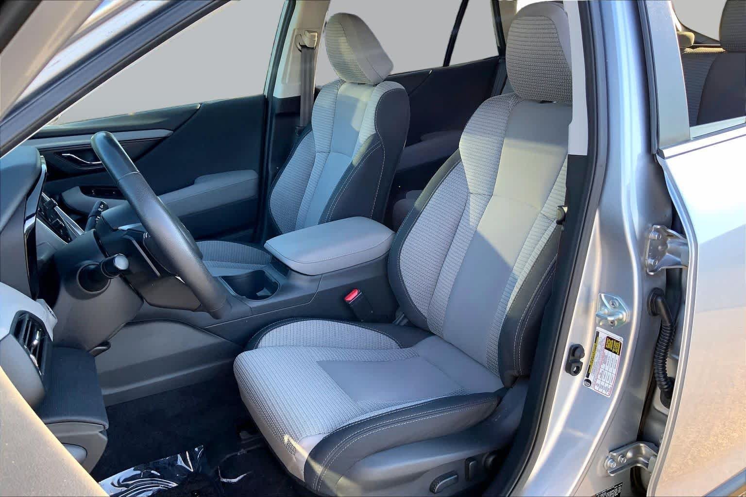 Used 2025 Ice Silver Metallic Subaru Premium image 8