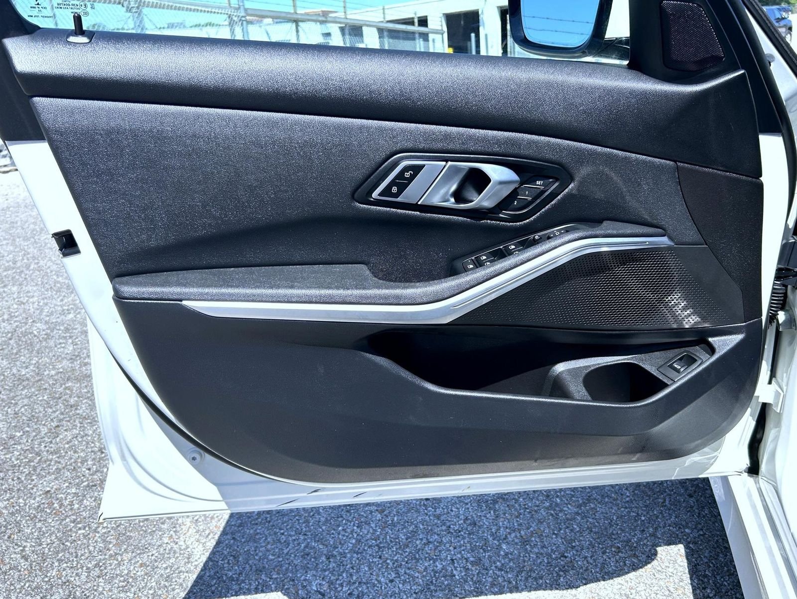 2021 BMW 3 Series 330i - Photo 10