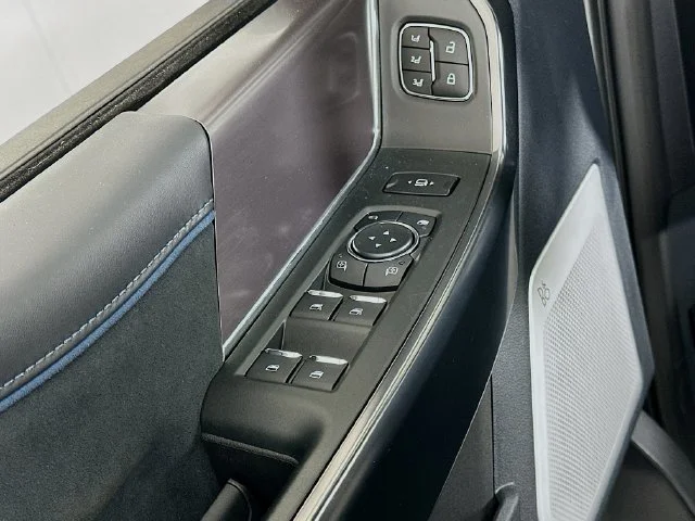 New 2026 White Ford Platinum image 10