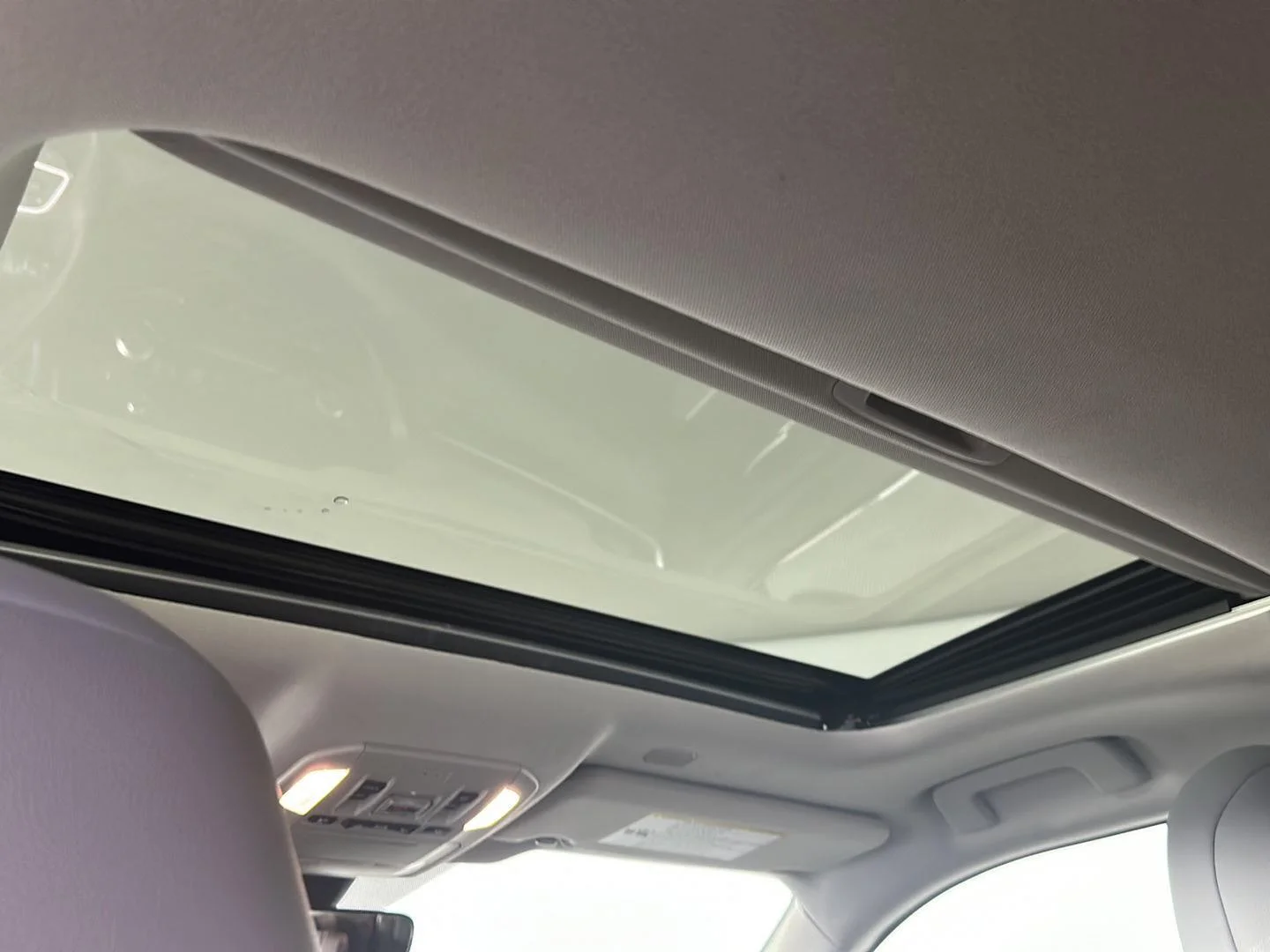 Used 2023 Moon Dust Toyota XLE image 21