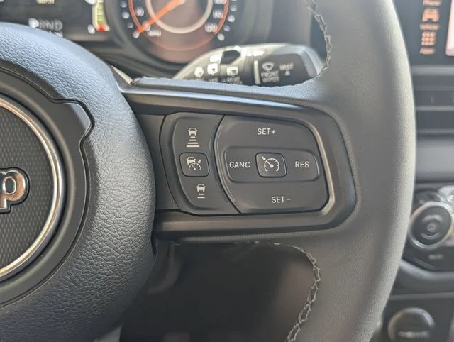 Used 2025 41 Jeep Rubicon X image 14