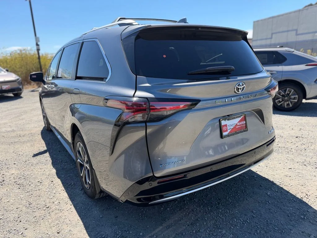 New 2026  Toyota Platinum image 5