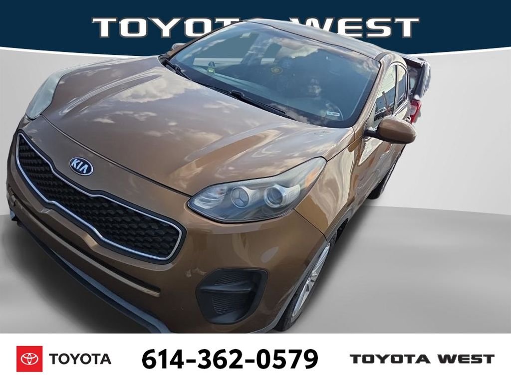 Used 2017 Brown Kia LX image 3