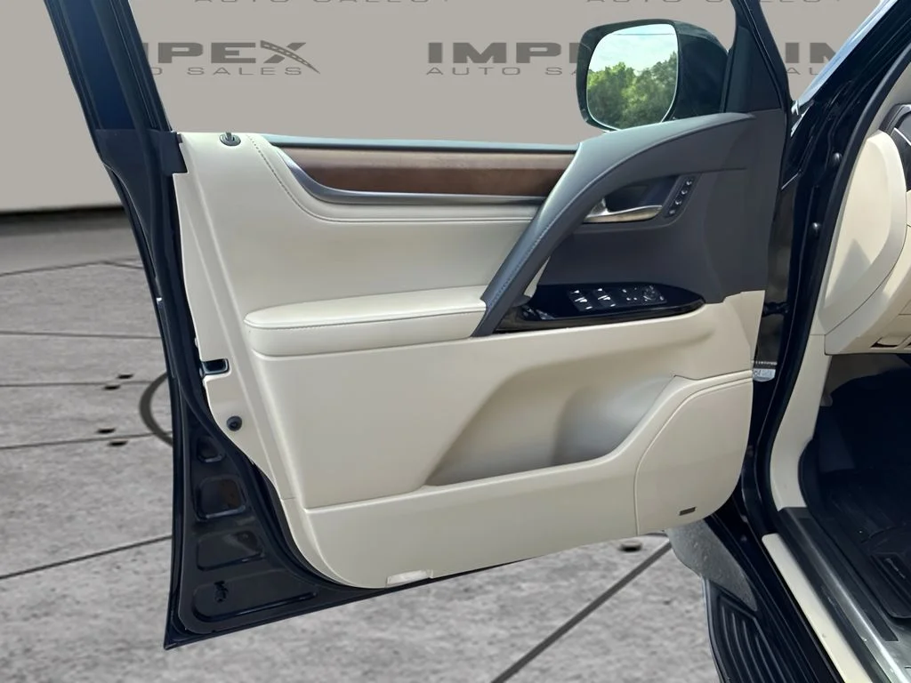 Used 2017 Black Lexus 570 image 29